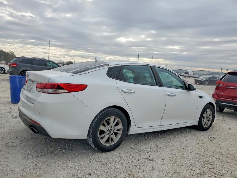 Photo 3 from auction – 2016 KIA OPTIMA LX with VIN 5XXGT4L34GG037452