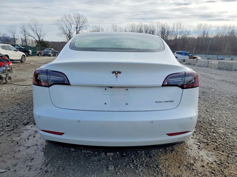 Photo 6 from auction – 2018 TESLA MODEL 3 with VIN 5YJ3E1EB4JF097950