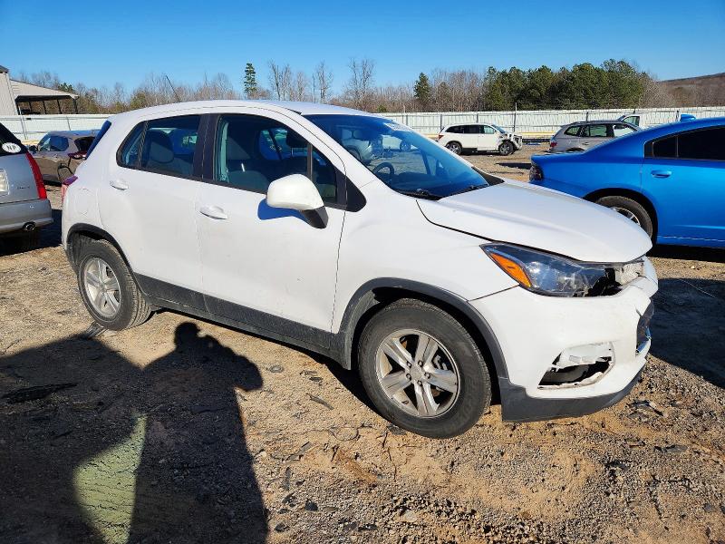 Photo 4 from auction – 2019 CHEVROLET TRAX LS with VIN 3GNCJKSB1KL343529