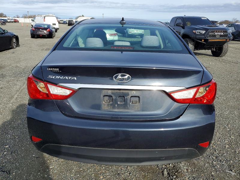 Photo 6 from auction – 2014 HYUNDAI SONATA GLS with VIN 5NPEB4AC5EH814302