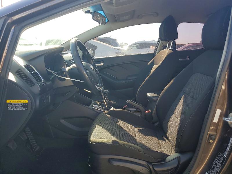 Photo 7 from auction – 2018 KIA FORTE LX with VIN 3KPFK4A72JE181313
