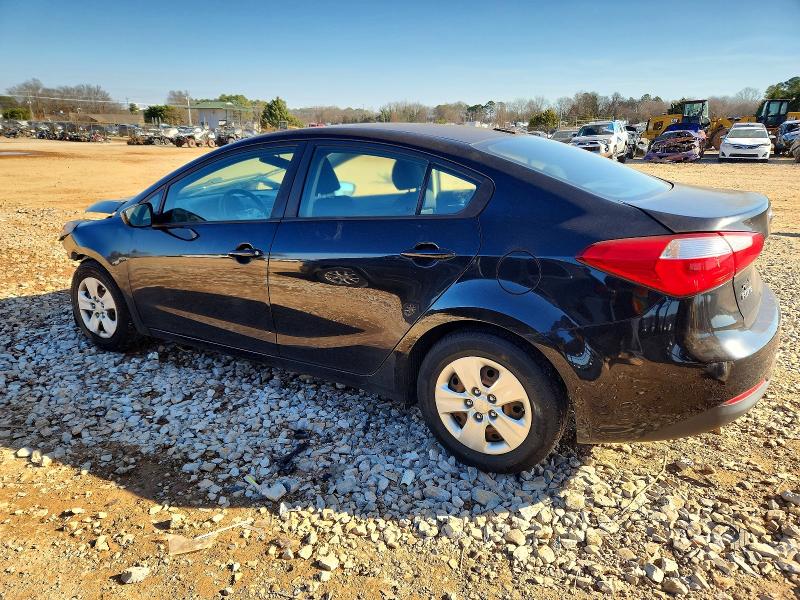 Photo 2 from auction – 2016 KIA FORTE LX with VIN KNAFK4A60G5602857