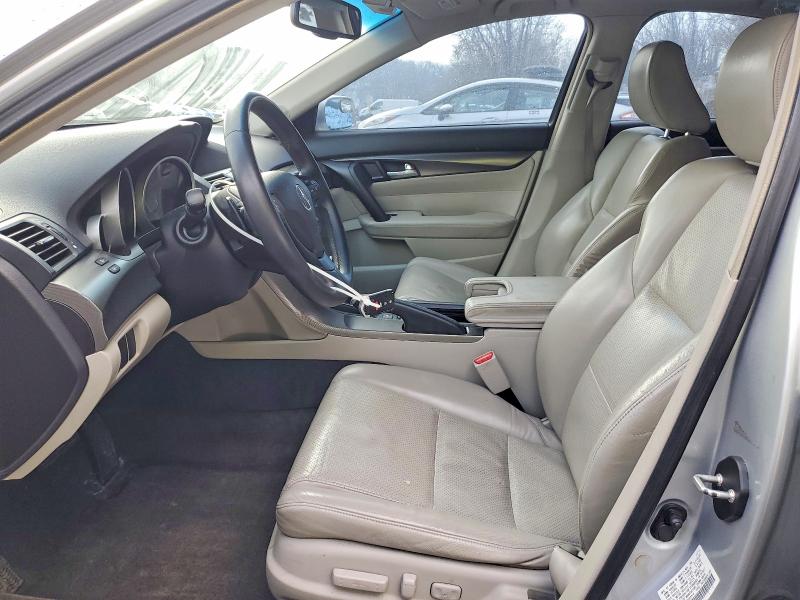 Photo 7 from auction – 2013 ACURA TL with VIN 19UUA8F59DA002279