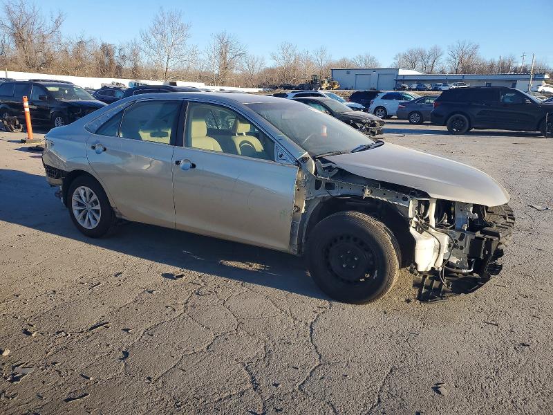 Photo 4 from auction – 2017 TOYOTA CAMRY LE with VIN 4T1BF1FK5HU747566