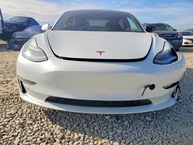 Photo 5 from auction – 2018 TESLA MODEL 3 with VIN 5YJ3E1EA0JF052026