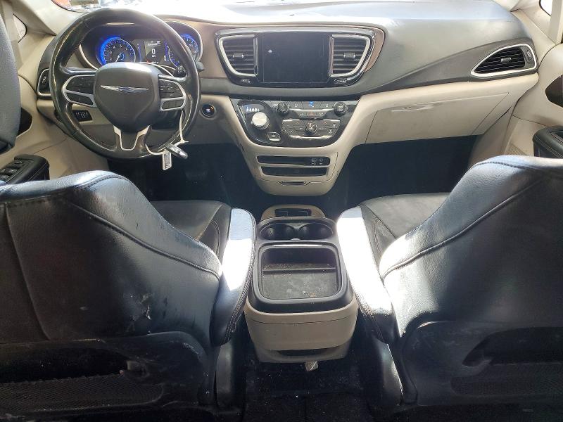 Photo 8 from auction – 2019 CHRYSLER PACIFICA T with VIN 2C4RC1BG6KR597484