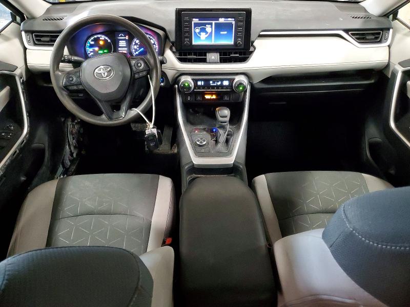 Photo 8 from auction – 2019 TOYOTA RAV4 XLE with VIN 2T3RWRFV0KW018090