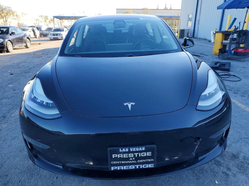 Photo 5 from auction – 2018 TESLA MODEL 3 with VIN 5YJ3E1EA7JF016088