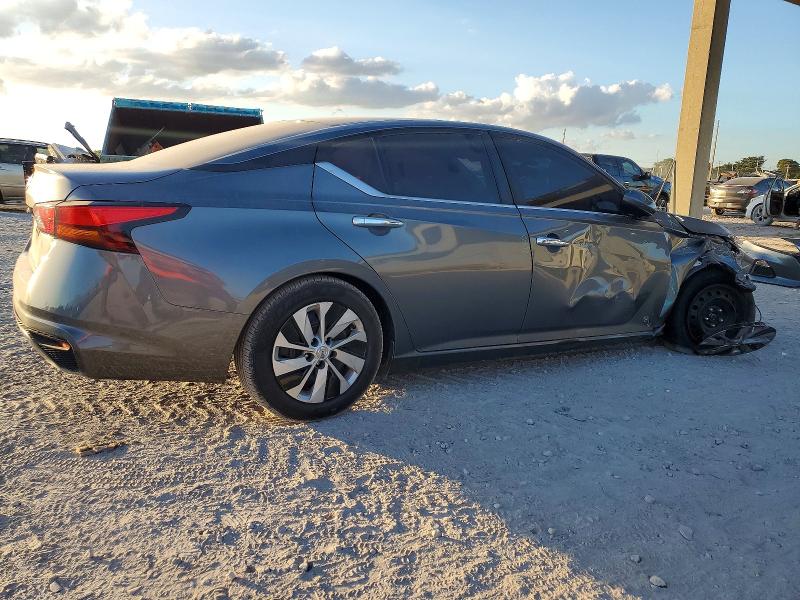 Photo 3 from auction – 2022 NISSAN ALTIMA S with VIN 1N4BL4BV2NN336264