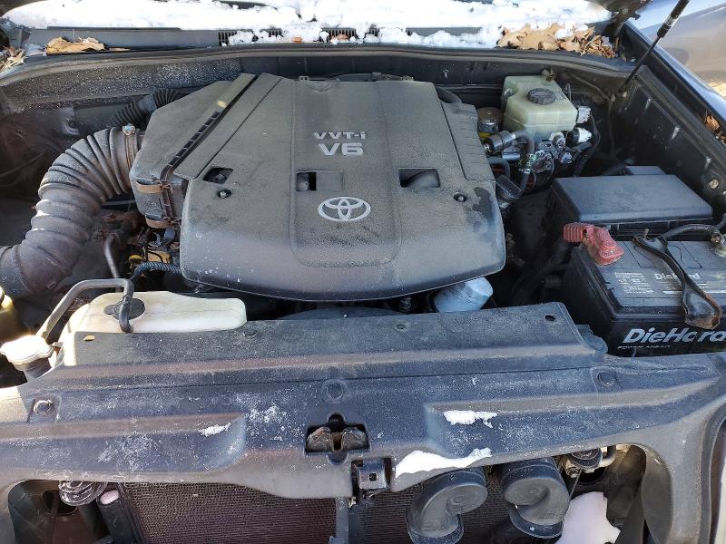 Photo 12 from auction – 2004 TOYOTA 4RUNNER SR with VIN JTEBU14R540036974