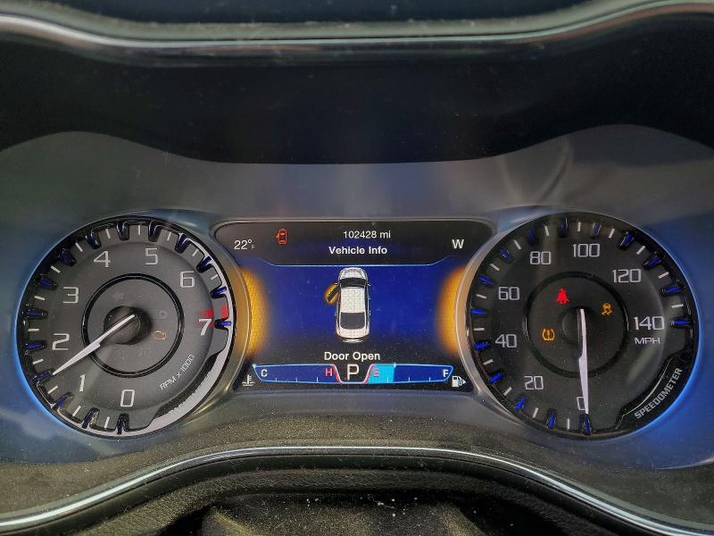 Photo 9 from auction – 2015 CHRYSLER 200 with VIN 1C3CCCBG4FN599436