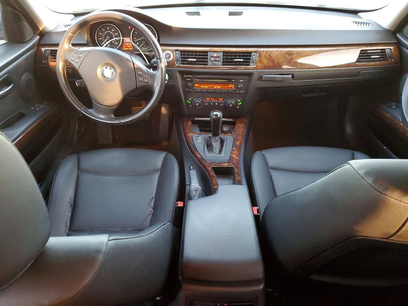 Photo 8 from auction – 2006 BMW 325 I with VIN WBAVB13596KX32585