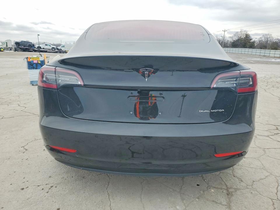Photo 6 from auction – 2018 TESLA MODEL 3 with VIN 5YJ3E1EB0JF178556