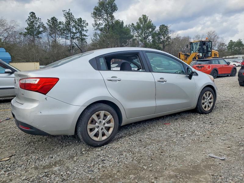 Photo 3 from auction – 2014 KIA RIO LX with VIN KNADM4A33E6364517
