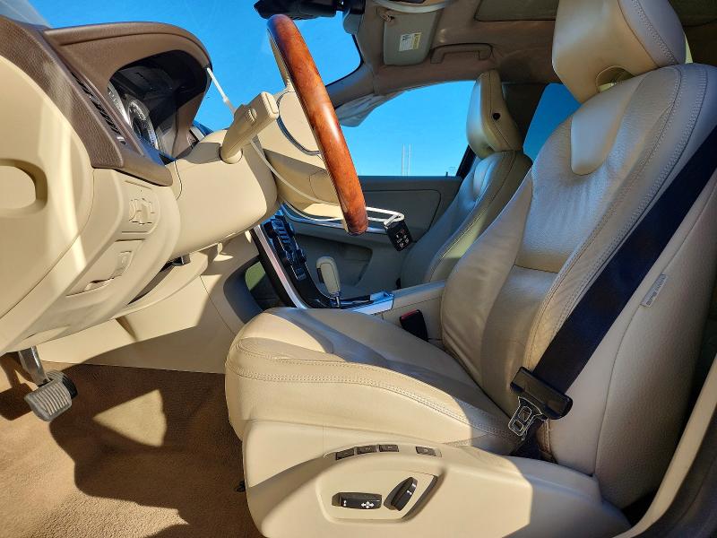 Photo 7 from auction – 2012 VOLVO XC60 3.2 with VIN YV4952DL1C2305344