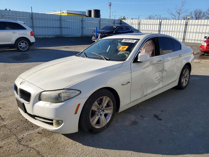 BMW 528 2011 with VIN WBAFR1C5XBC737542 - Photo from auction