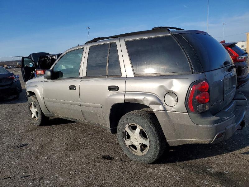 Photo 2 from auction – 2006 CHEVROLET TRAILBLAZE with VIN 1GNDT13S162256955