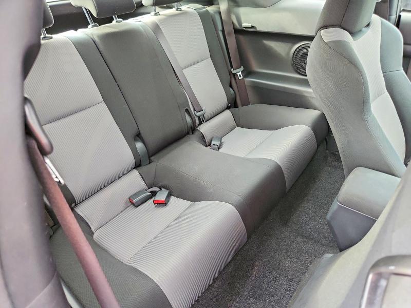 Photo 10 from auction – 2014 TOYOTA SCION TC with VIN JTKJF5C79E3088036