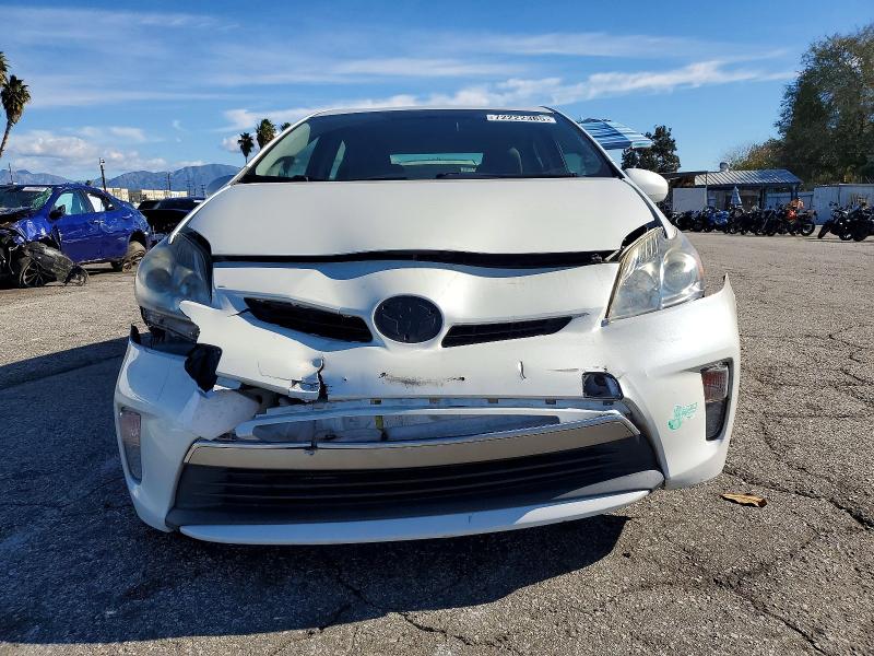 Photo 5 from auction – 2013 TOYOTA PRIUS PLUG with VIN JTDKN3DP7D3041037