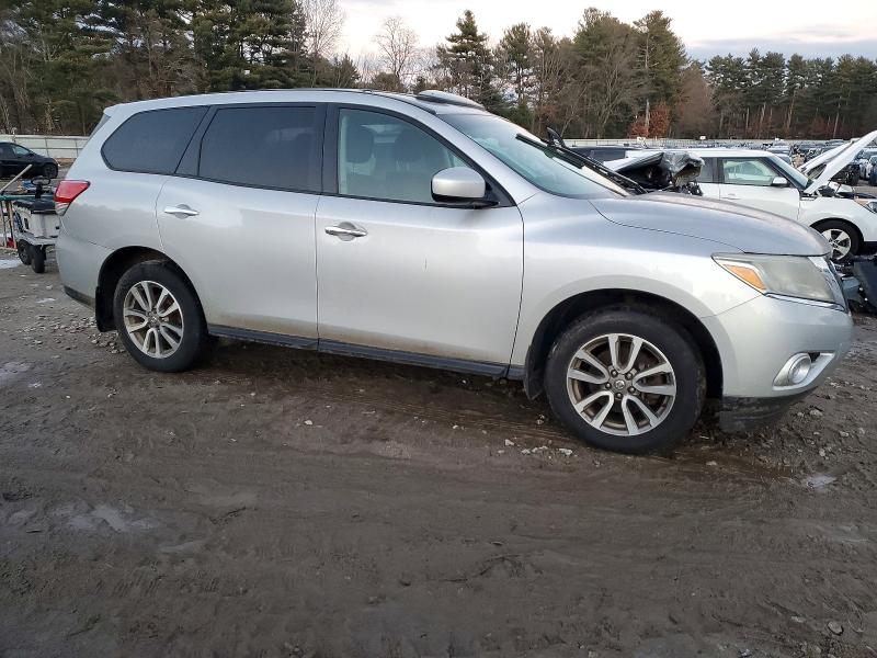 Photo 4 from auction – 2014 NISSAN PATHFINDER with VIN 5N1AR2MM4EC667349