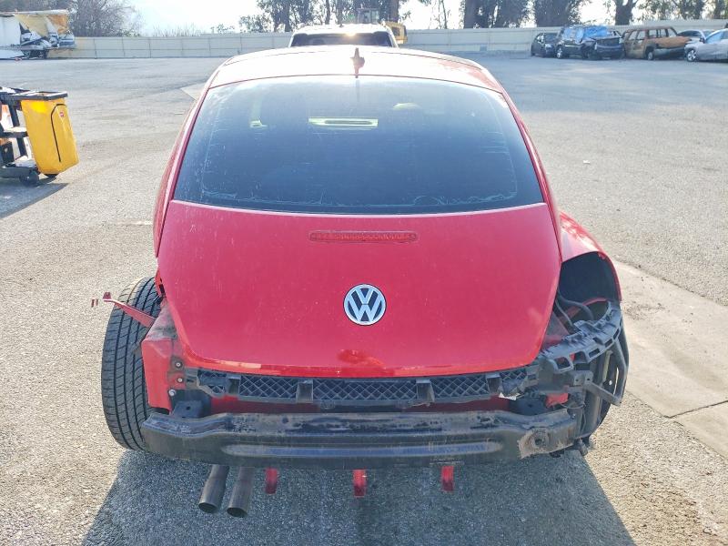 Photo 6 from auction – 2013 VOLKSWAGEN BEETLE with VIN 3VWJP7AT7DM645813