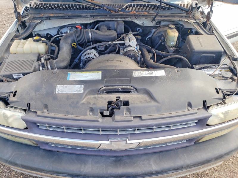 Photo 11 from auction – 2001 CHEVROLET SILVERADO with VIN 1GCEC14W01Z303973