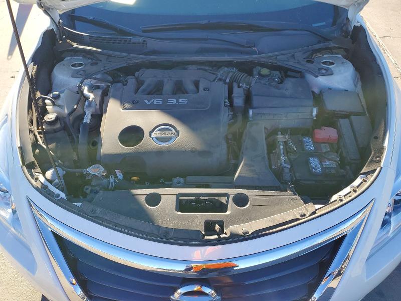 Photo 11 from auction – 2013 NISSAN ALTIMA 3.5 with VIN 1N4BL3AP1DC105251