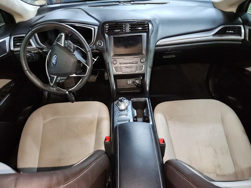 Photo 8 from auction – 2019 FORD FUSION with VIN 3FA6P0HD0KR172874