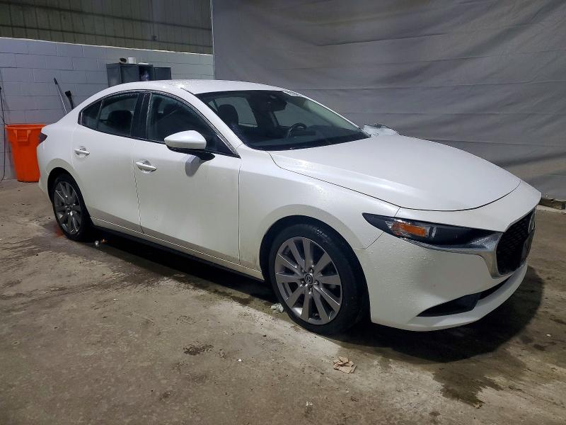 Photo 4 from auction – 2019 MAZDA 3 with VIN 3MZBPADL8KM105980