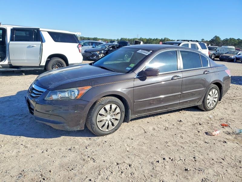 HONDA ACCORD 2011 with VIN 1HGCP2F36BA093627 - Photo from auction