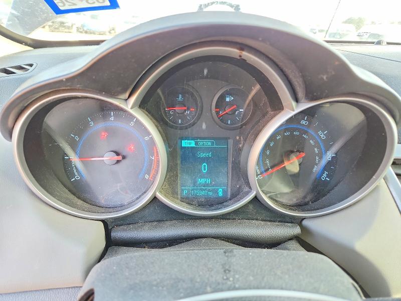 Photo 9 from auction – 2014 CHEVROLET CRUZE with VIN 1G1PC5SB8E7306078