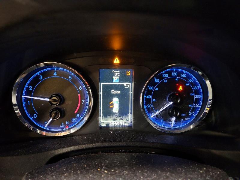 Photo 9 from auction – 2018 TOYOTA COROLLA with VIN 2T1BURHE7JC025101