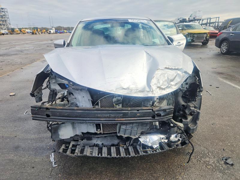 Photo 5 from auction – 2016 NISSAN SENTRA with VIN 3N1AB7AP0GY238873
