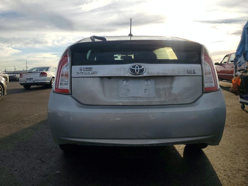 Photo 6 from auction – 2013 TOYOTA PRIUS with VIN JTDKN3DU7D5669917