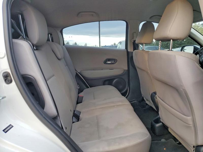 Photo 11 from auction – 2016 HONDA HR-V with VIN 3CZRU5H39GM720907