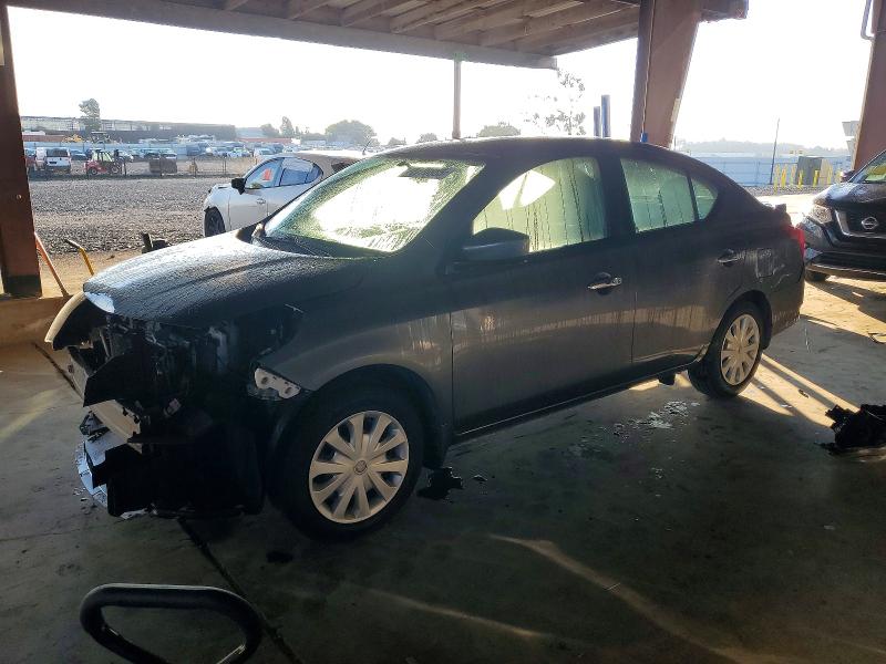 NISSAN VERSA S 2016 with VIN 3N1CN7APXGL847272 - Photo from auction