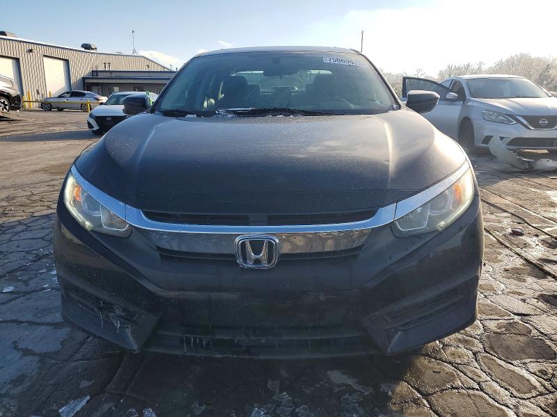 Photo 5 from auction – 2018 HONDA CIVIC EX with VIN 2HGFC2F77JH587992
