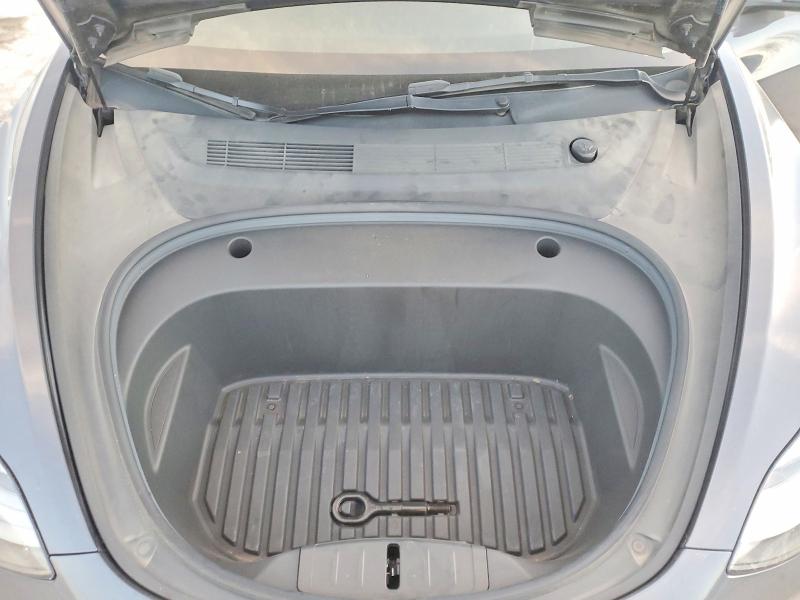 Photo 11 from auction – 2022 TESLA MODEL 3 with VIN 5YJ3E1EBXNF133758