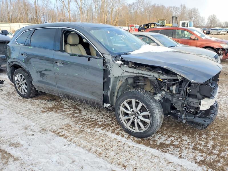 Photo 4 from auction – 2017 MAZDA CX-9 TOURI with VIN JM3TCBCY4H0136250
