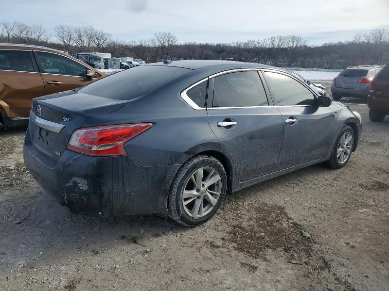 Photo 3 from auction – 2013 NISSAN ALTIMA with VIN 1N4AL3AP7DN486006