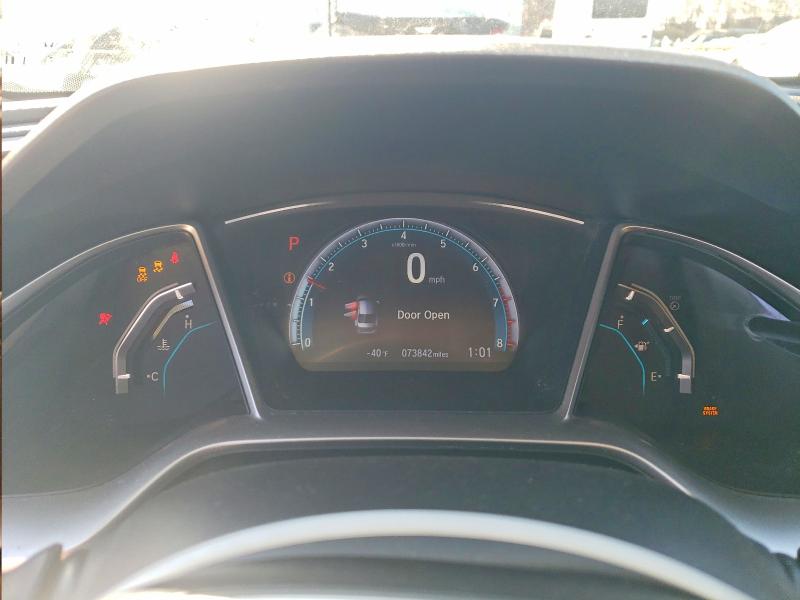 Photo 9 from auction – 2018 HONDA CIVIC EX with VIN 19XFC2F72JE044253