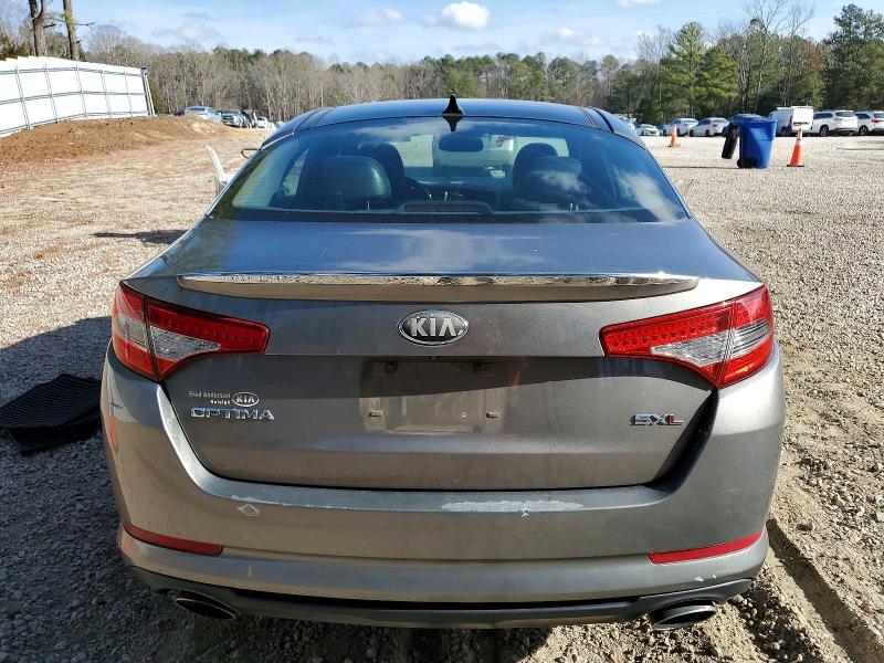 Photo 6 from auction – 2013 KIA OPTIMA SX with VIN 5XXGR4A64DG108639