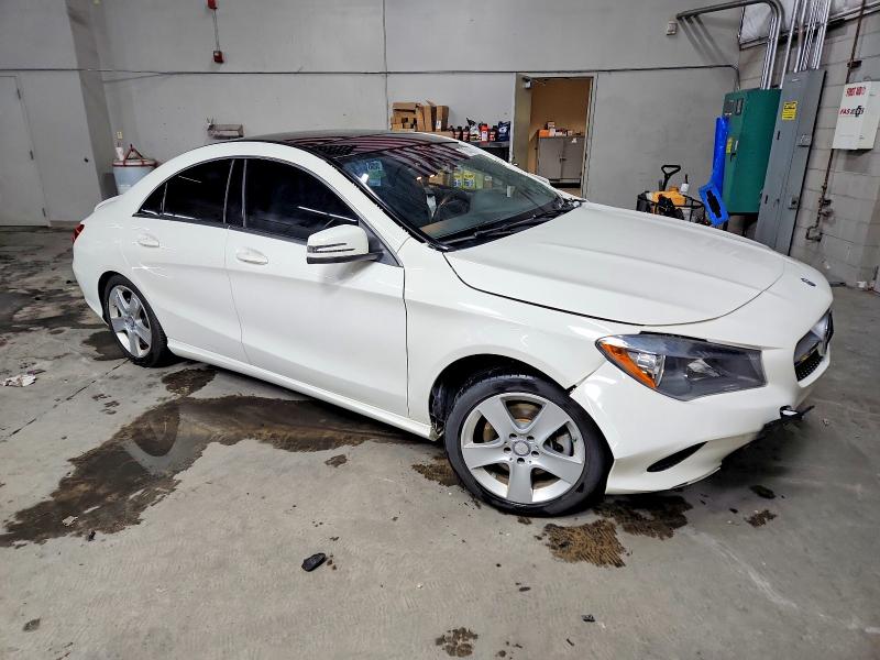 Photo 4 from auction – 2017 MERCEDES-BENZ CLA 250 with VIN WDDSJ4EB2HN399957