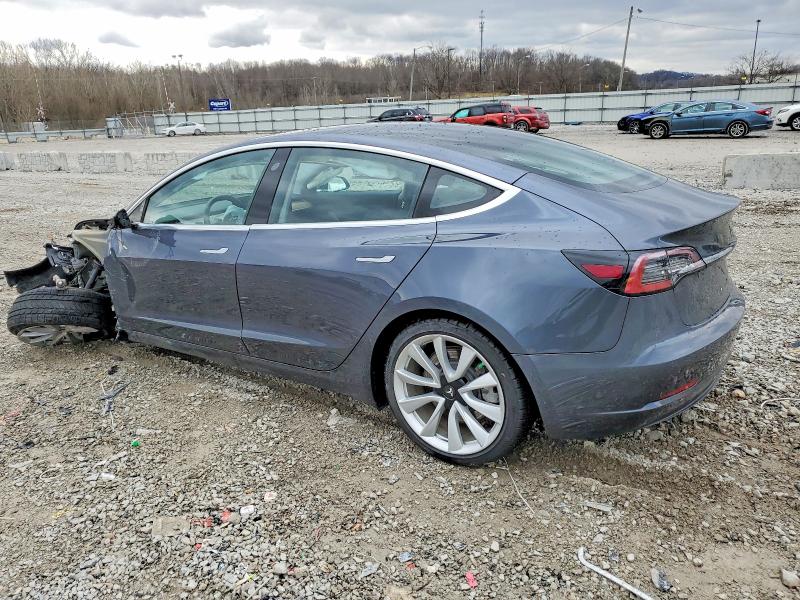 Photo 2 from auction – 2017 TESLA MODEL 3 with VIN 5YJ3E1EA6HF000913