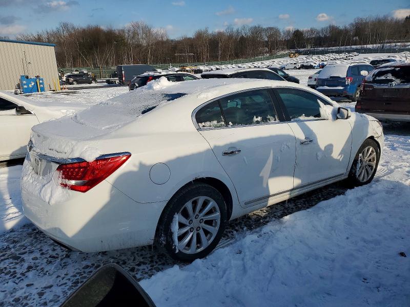 Photo 3 from auction – 2015 BUICK LACROSSE with VIN 1G4GB5G37FF269894