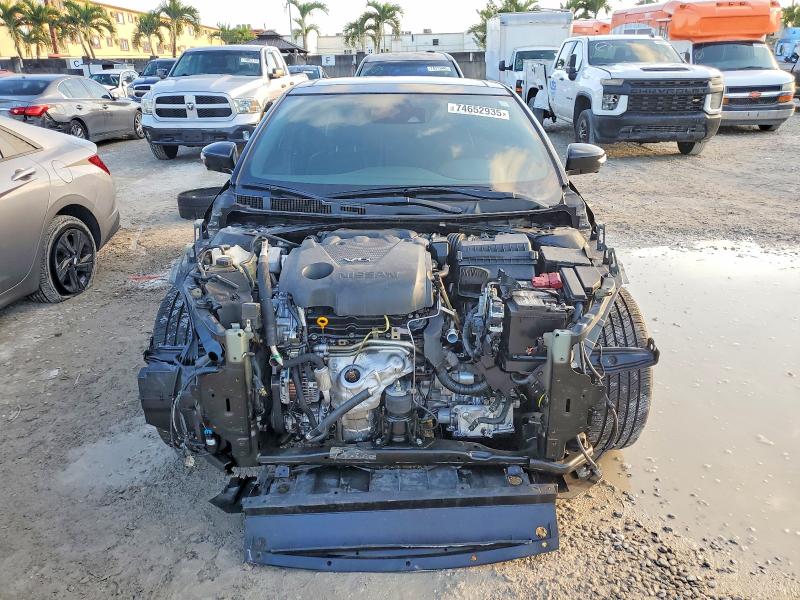Photo 5 from auction – 2021 NISSAN MAXIMA with VIN 1N4AA6EV0MC512876