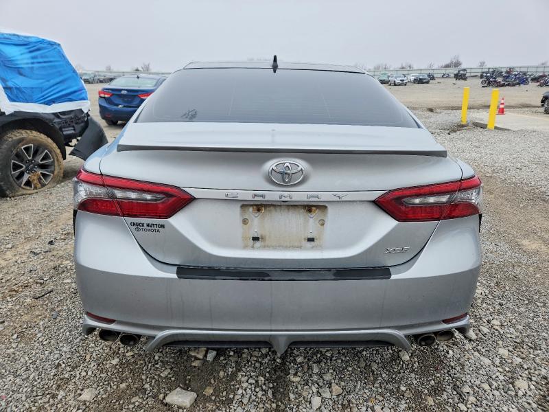 Photo 6 from auction – 2022 TOYOTA CAMRY XSE with VIN 4T1K61AK7NU012218