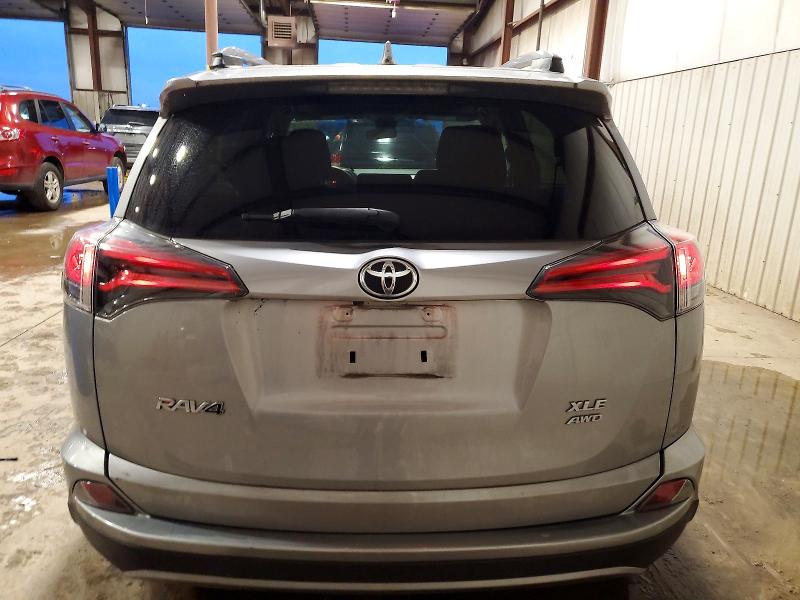 Photo 6 from auction – 2018 TOYOTA RAV4 ADVEN with VIN 2T3RFREV8JW763153