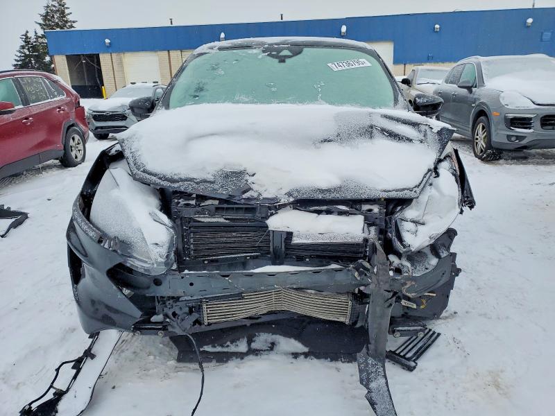 Photo 5 from auction – 2022 FORD ESCAPE with VIN 1FMCU9H96NUA33184