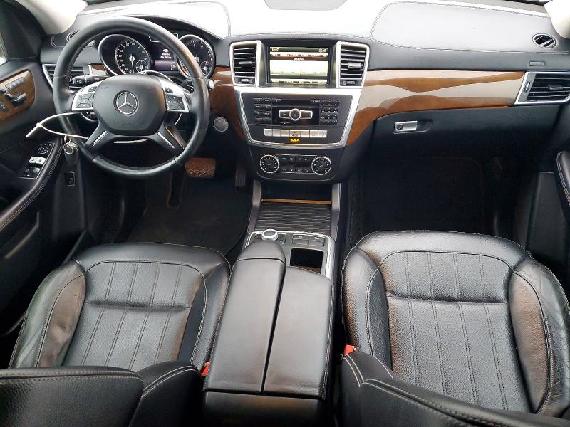 Photo 8 from auction – 2015 MERCEDES-BENZ GL with VIN 4JGDF6EE2FA477700